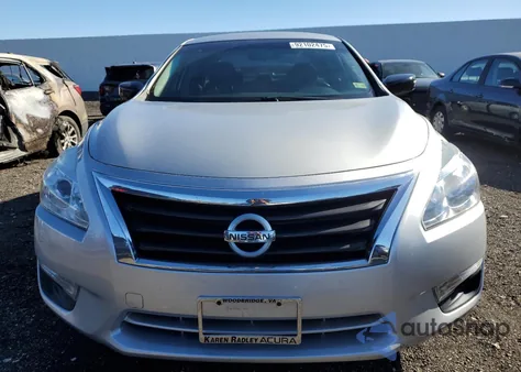 2013 Nissan Altima 2.5 z USA, uszkodzony, nr VIN 1N4AL3AP8DC112595